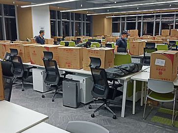 ���ڰ�ҹ�˾�и۰��Ϊ�������߶˾�Ʒ��Ұ���